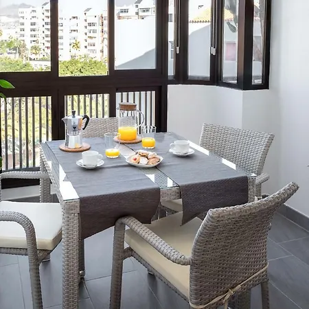 Almar Con Ac, Cristianos Apartament
